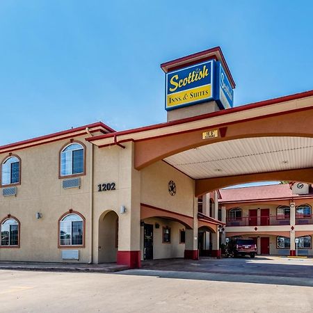 Scottish Inns & Suites Iah Airport-Beltway 8 Houston Extérieur photo