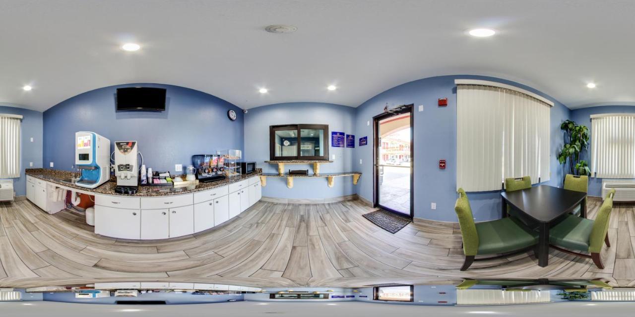 Scottish Inns & Suites Iah Airport-Beltway 8 Houston Extérieur photo